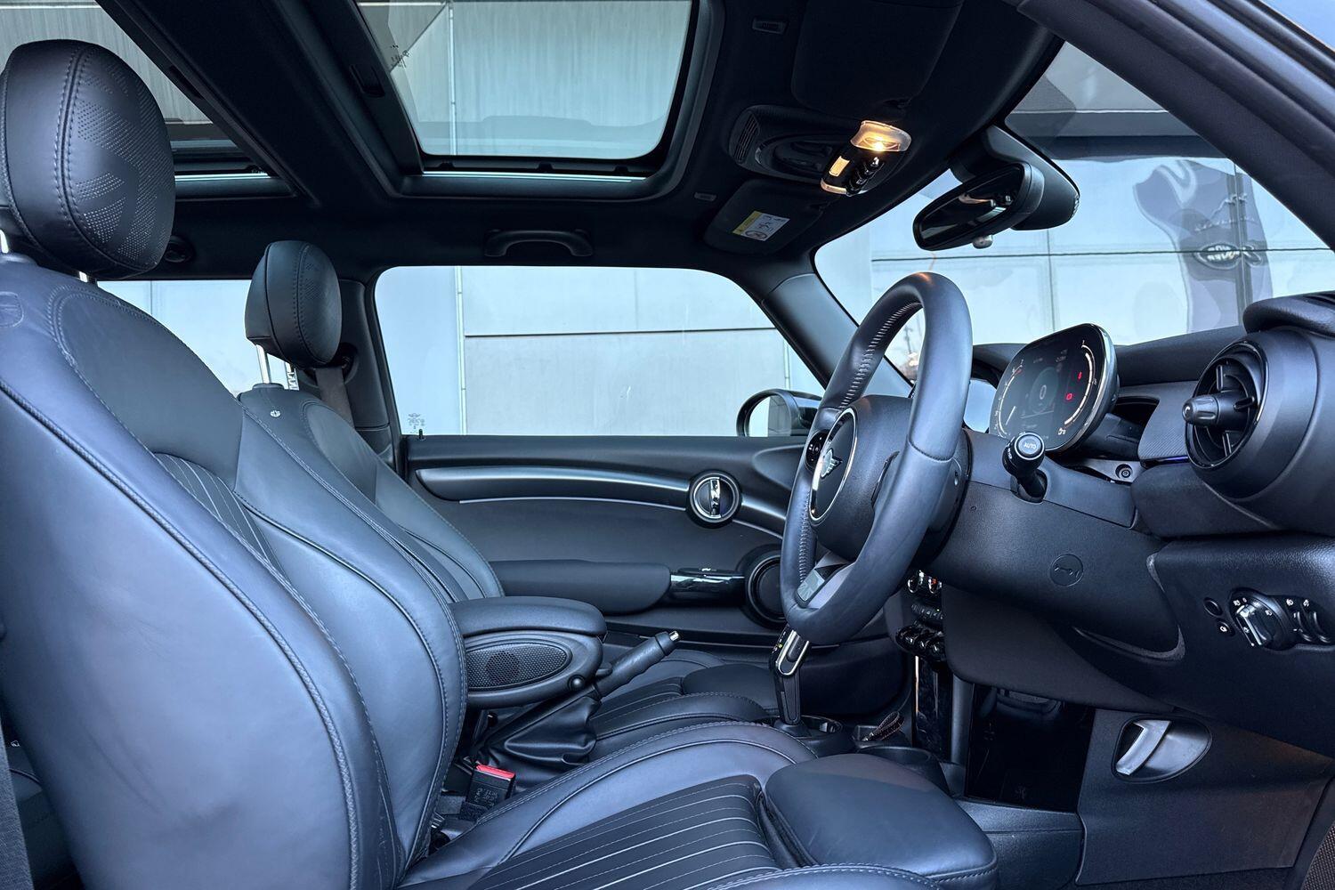 Used MINI Hatch 2023 for sale - 77440611: Photo 14