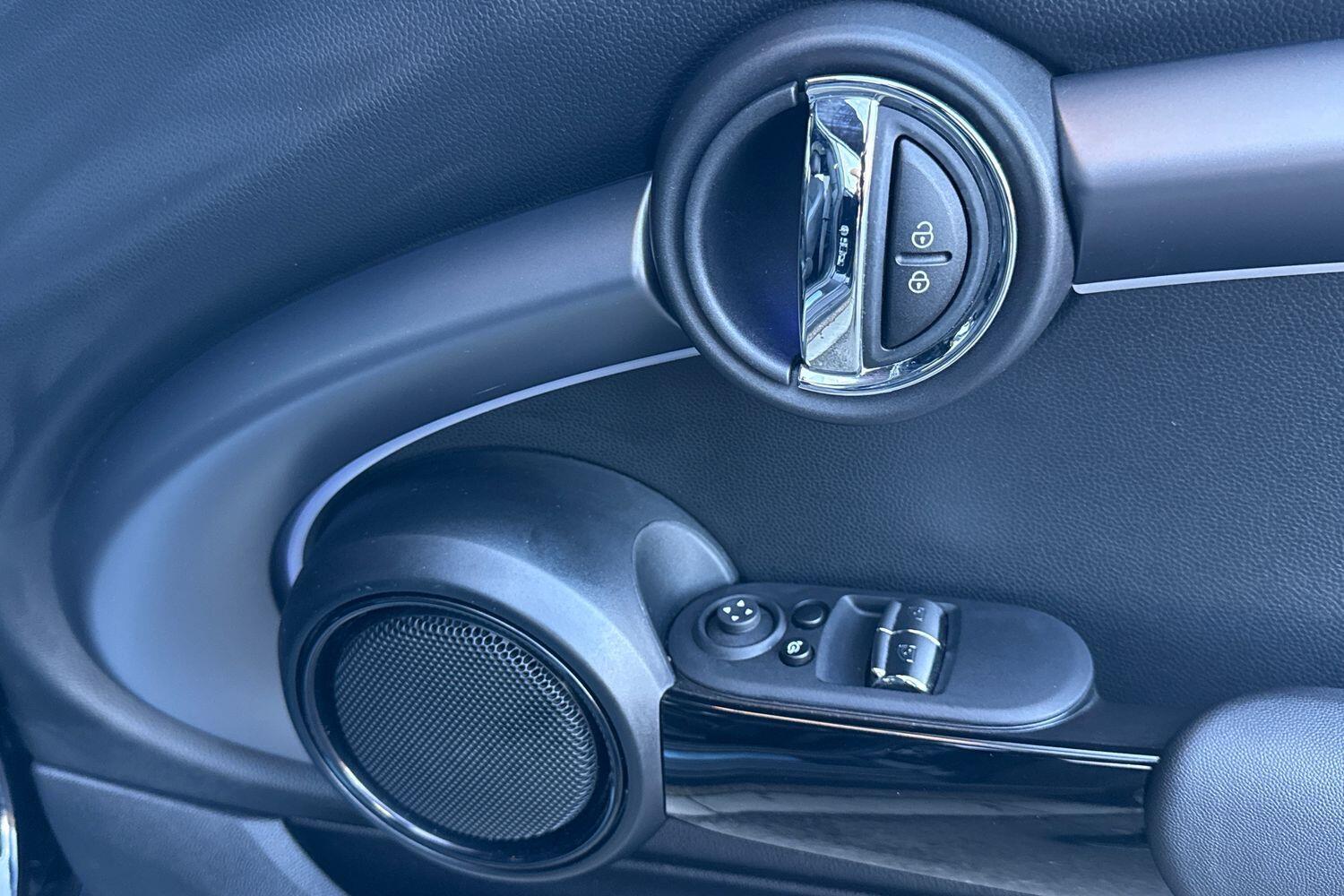 Used MINI Hatch 2023 for sale - 77440611: Photo 17