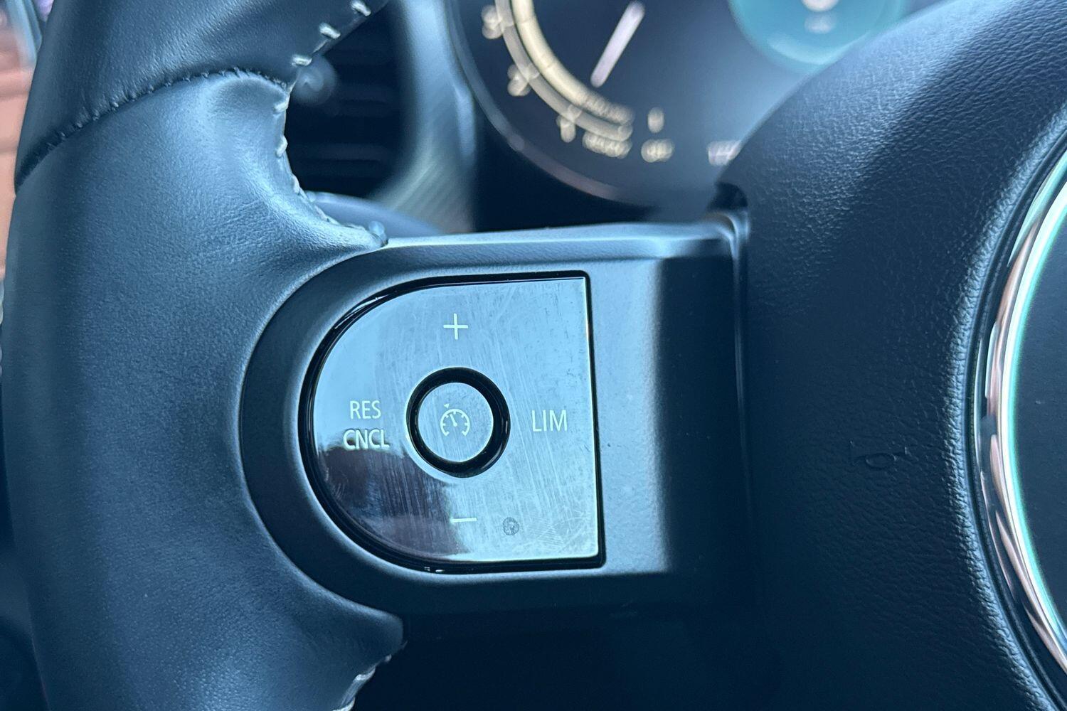 Used MINI Hatch 2023 for sale - 77440611: Photo 24