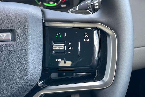 Used Land Rover Discovery Sport 2025 for sale - 76214735: Photo 18