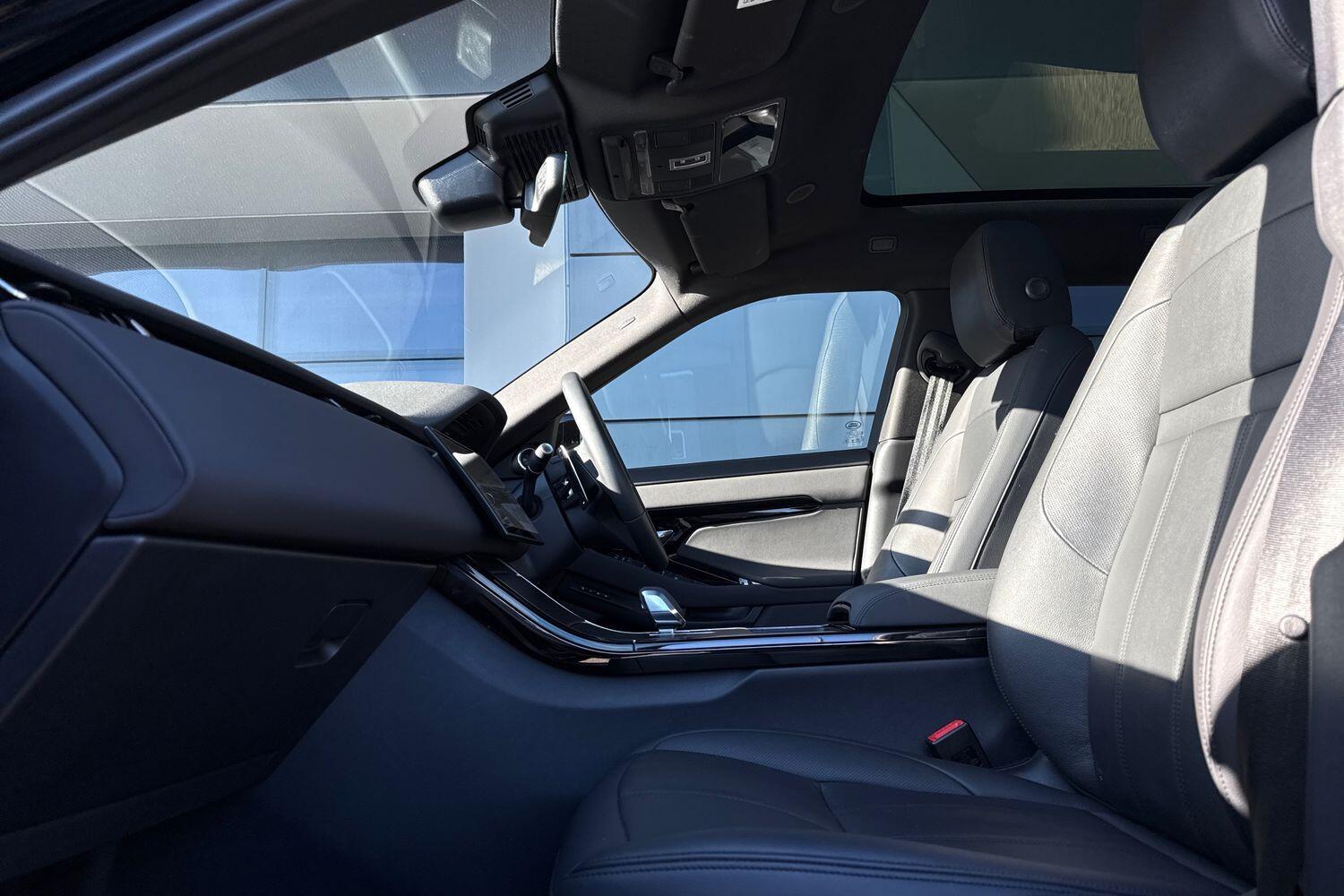 Used Land Rover Range Rover Evoque 2025 for sale - 77440435: Photo 49