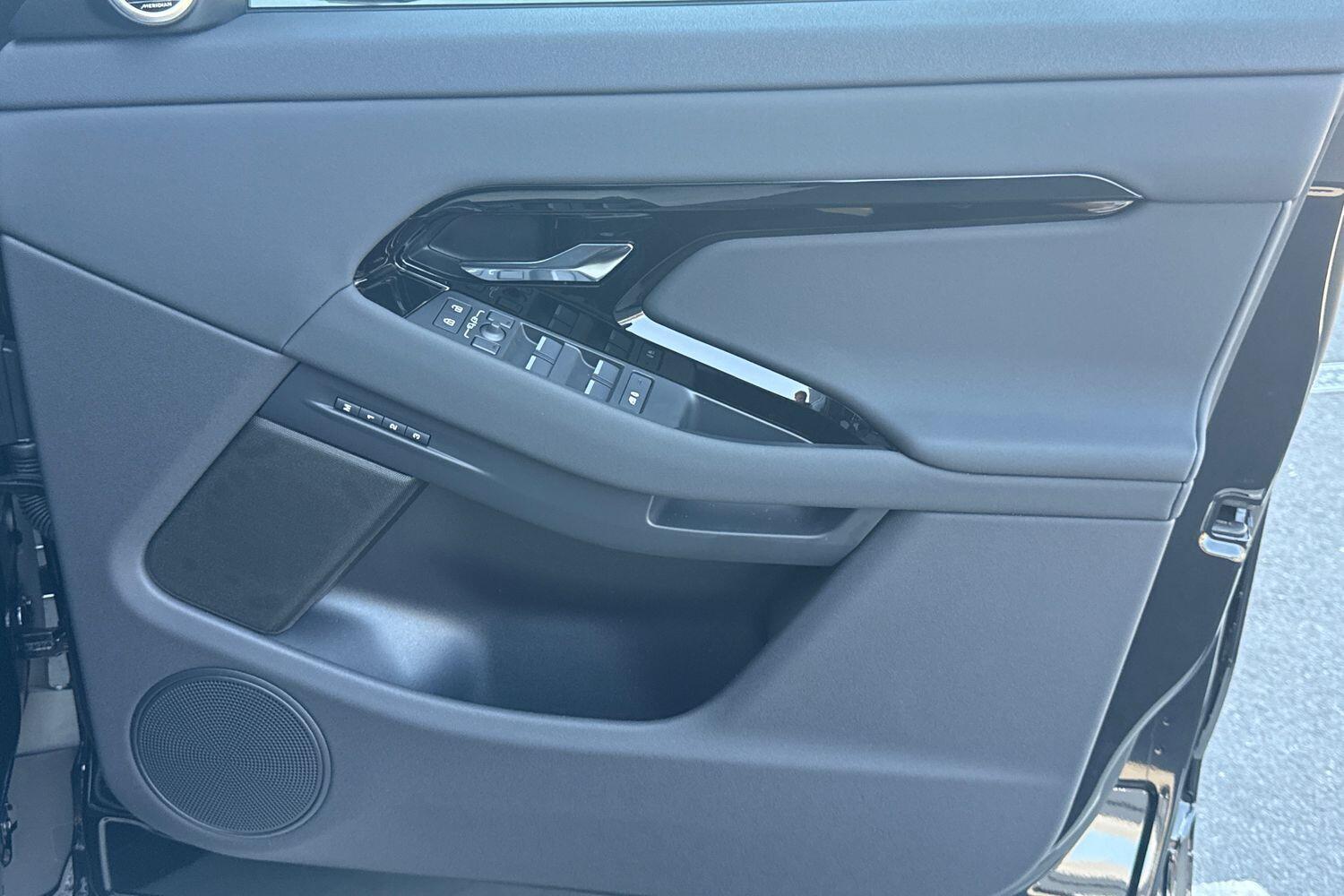 Used Land Rover Range Rover Evoque for sale - 77215033: Photo 47