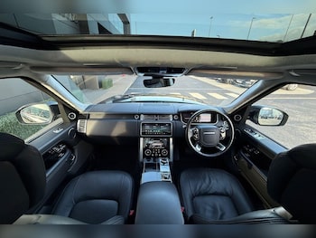 Used Land Rover Range Rover 2020 for sale - 76742789: Photo