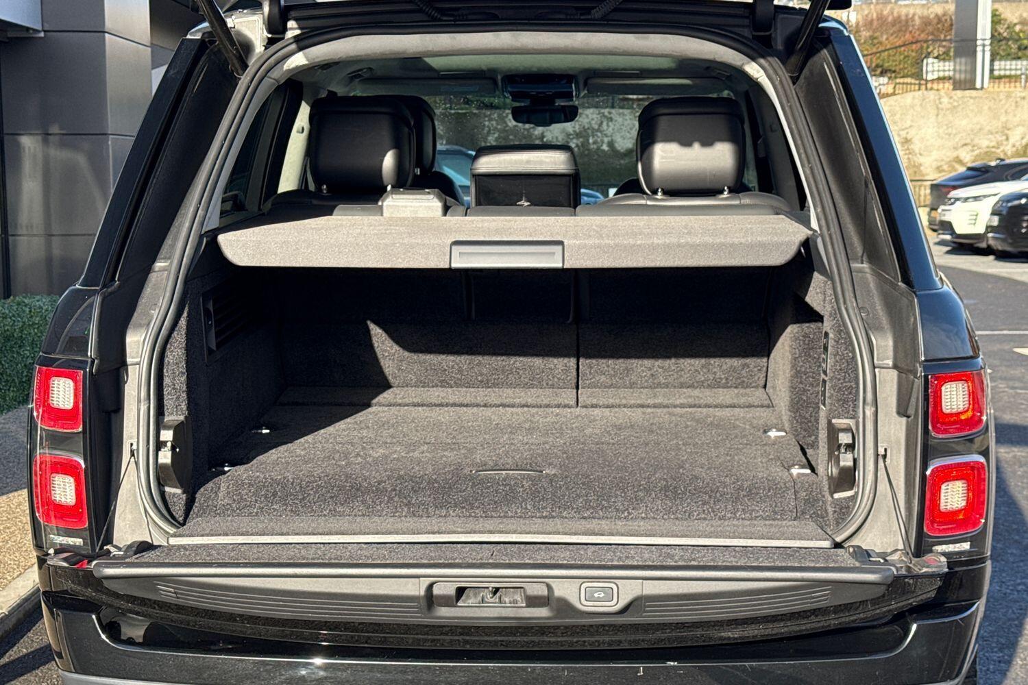 Used Land Rover Range Rover 2020 for sale - 76742789: Photo 40