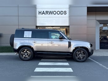 Used Land Rover Defender 110 2022 for sale - 75225721: Photo