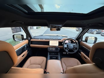 Used Land Rover Defender 110 2022 for sale - 75225721: Photo