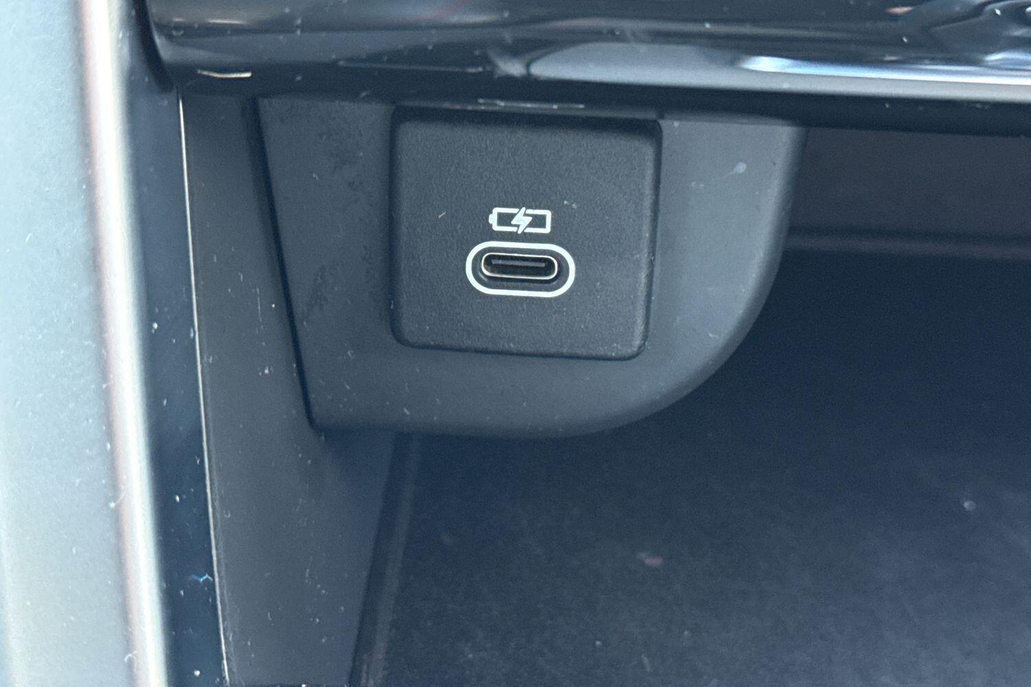 Used Land Rover Discovery Sport 2022 for sale - 77439884: Photo 49