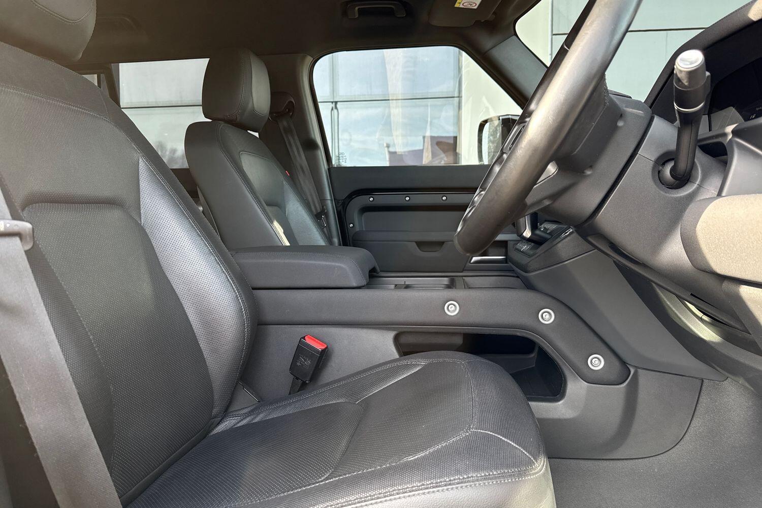 Used Land Rover Defender 110 2023 for sale - 77585634: Photo 23