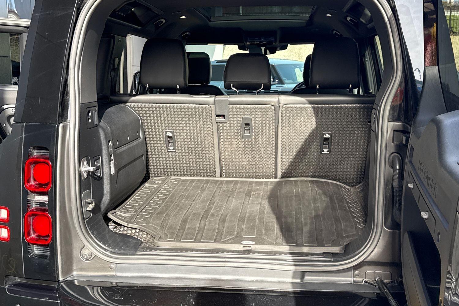 Used Land Rover Defender 110 2023 for sale - 77585634: Photo 36