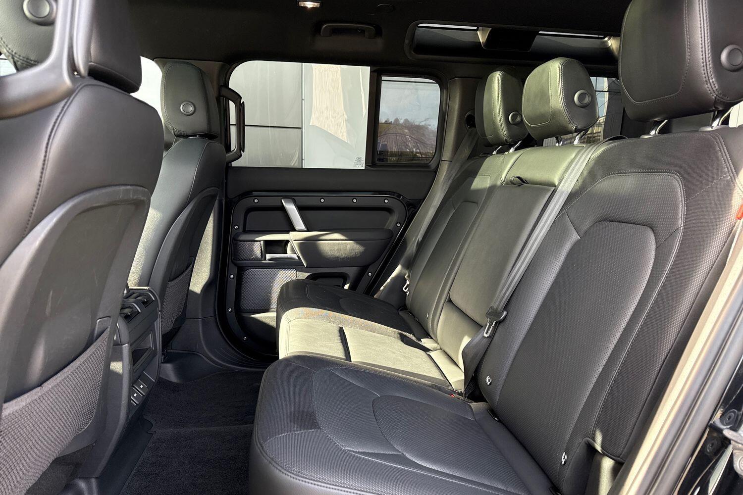 Used Land Rover Defender 110 2023 for sale - 77585634: Photo 43