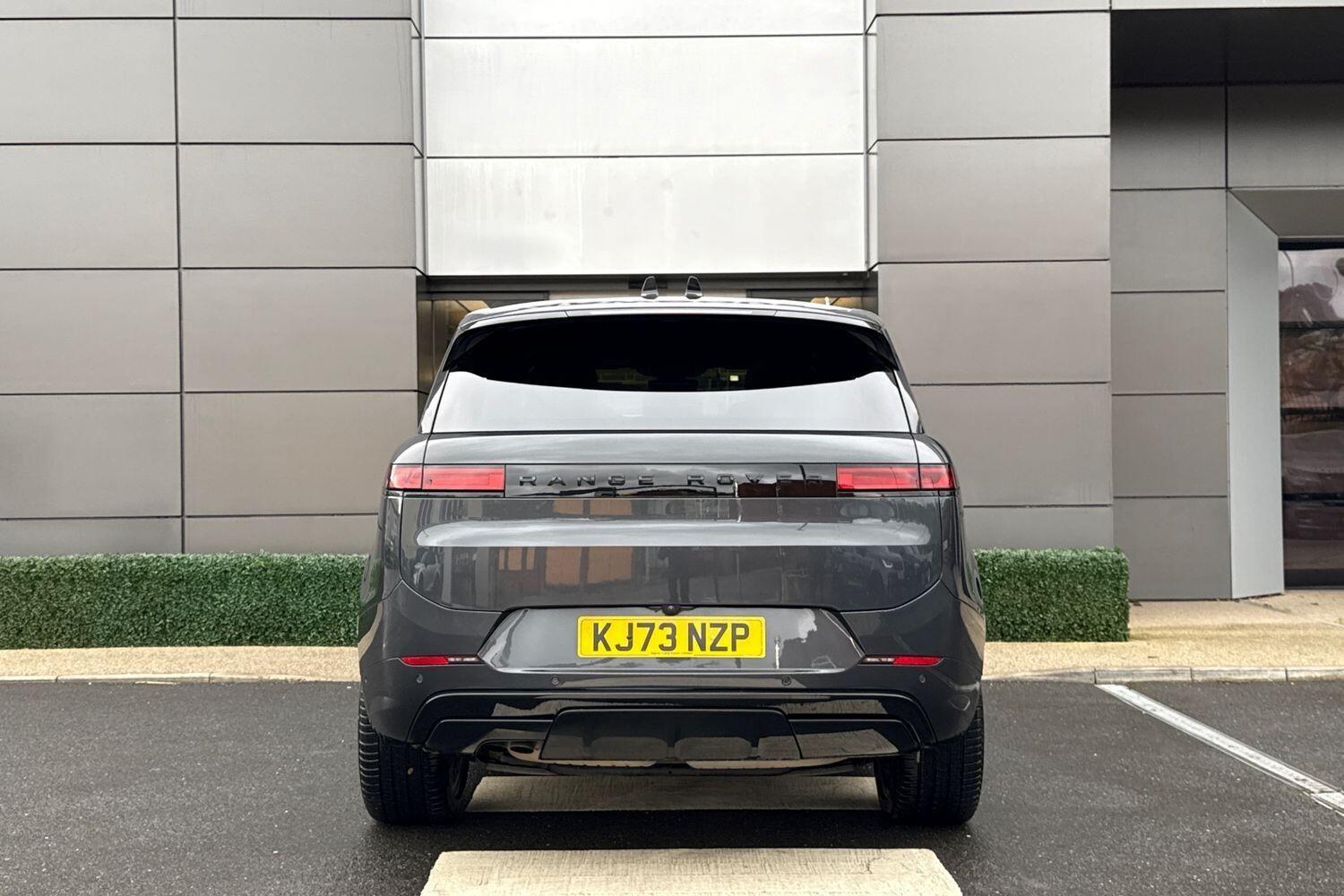 Used Land Rover Range Rover Sport 2024 for sale - 76539214: Photo 15