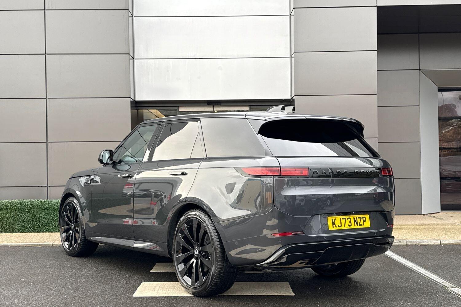 Used Land Rover Range Rover Sport 2024 for sale - 76539214: Photo 16