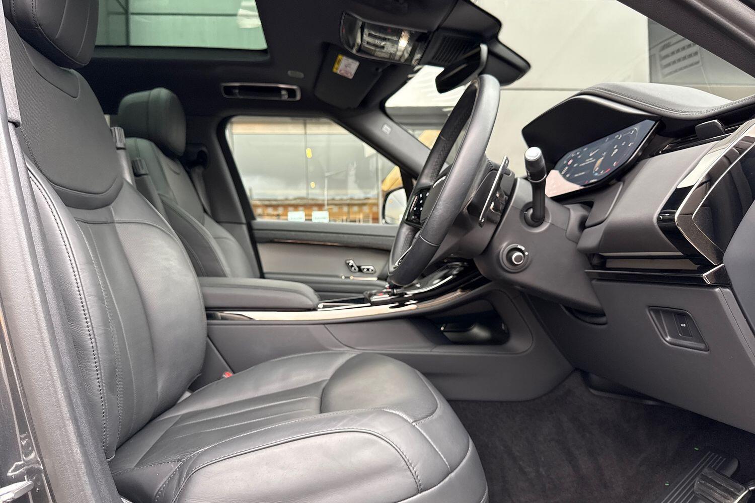 Used Land Rover Range Rover Sport 2024 for sale - 76539214: Photo 18