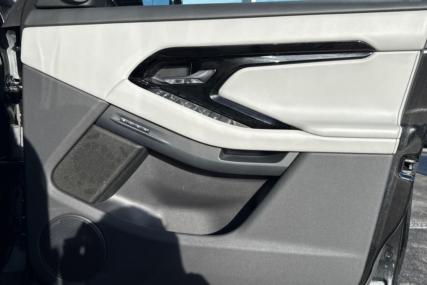 Used Land Rover Range Rover Evoque 2024 for sale - 76562266: Photo 28