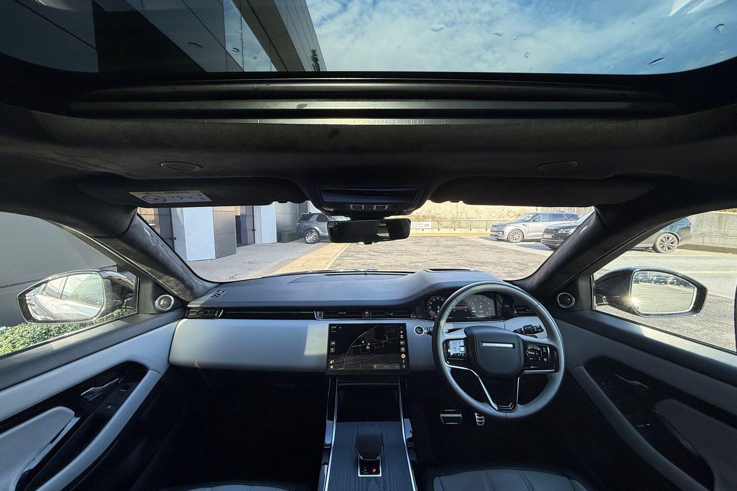 Used Land Rover Range Rover Evoque 2024 for sale - 76562266: Photo 3