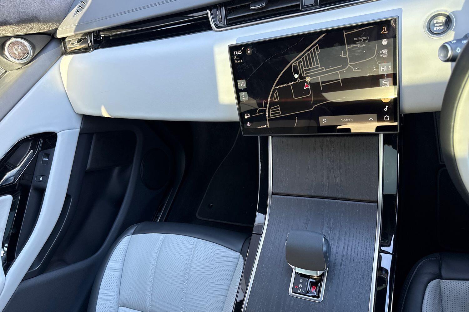 Used Land Rover Range Rover Evoque 2024 for sale - 76562266: Photo 37