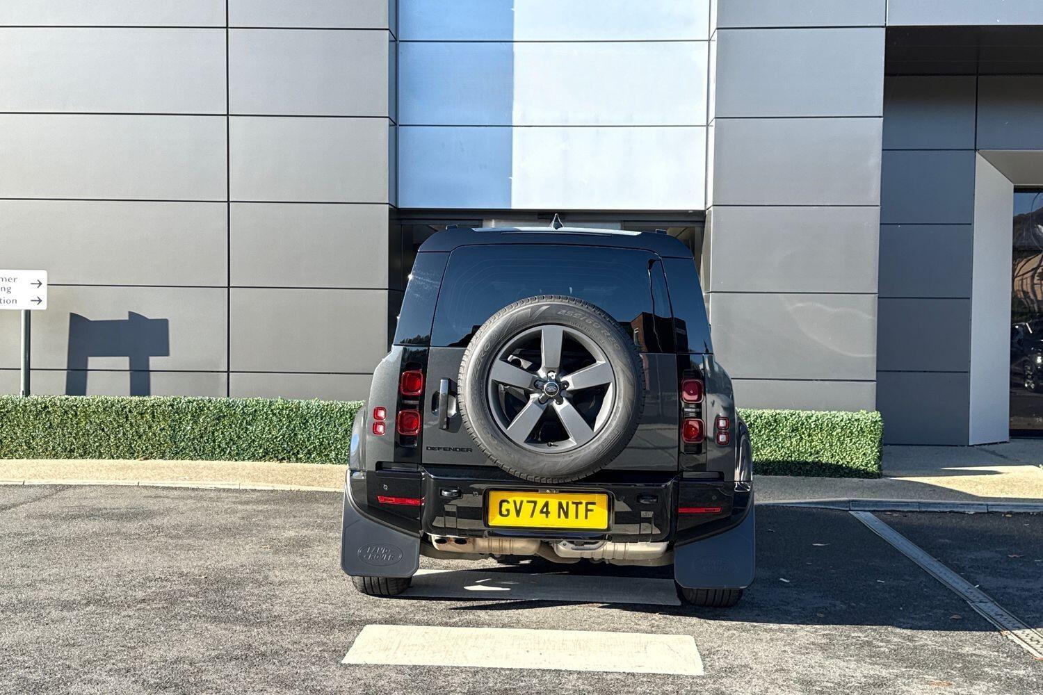 Used Land Rover Defender 2025 for sale - 76511858: Photo 10