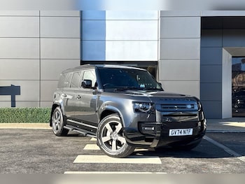 Used Land Rover Defender 110 2025 for sale - 76511858: Photo