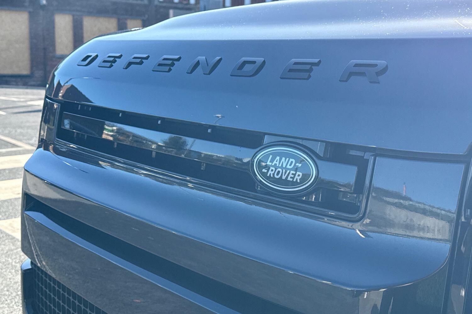 Used Land Rover Defender 2025 for sale - 76511858: Photo 26