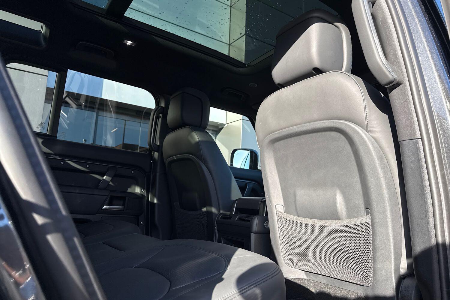 Used Land Rover Defender 2025 for sale - 76511858: Photo 38