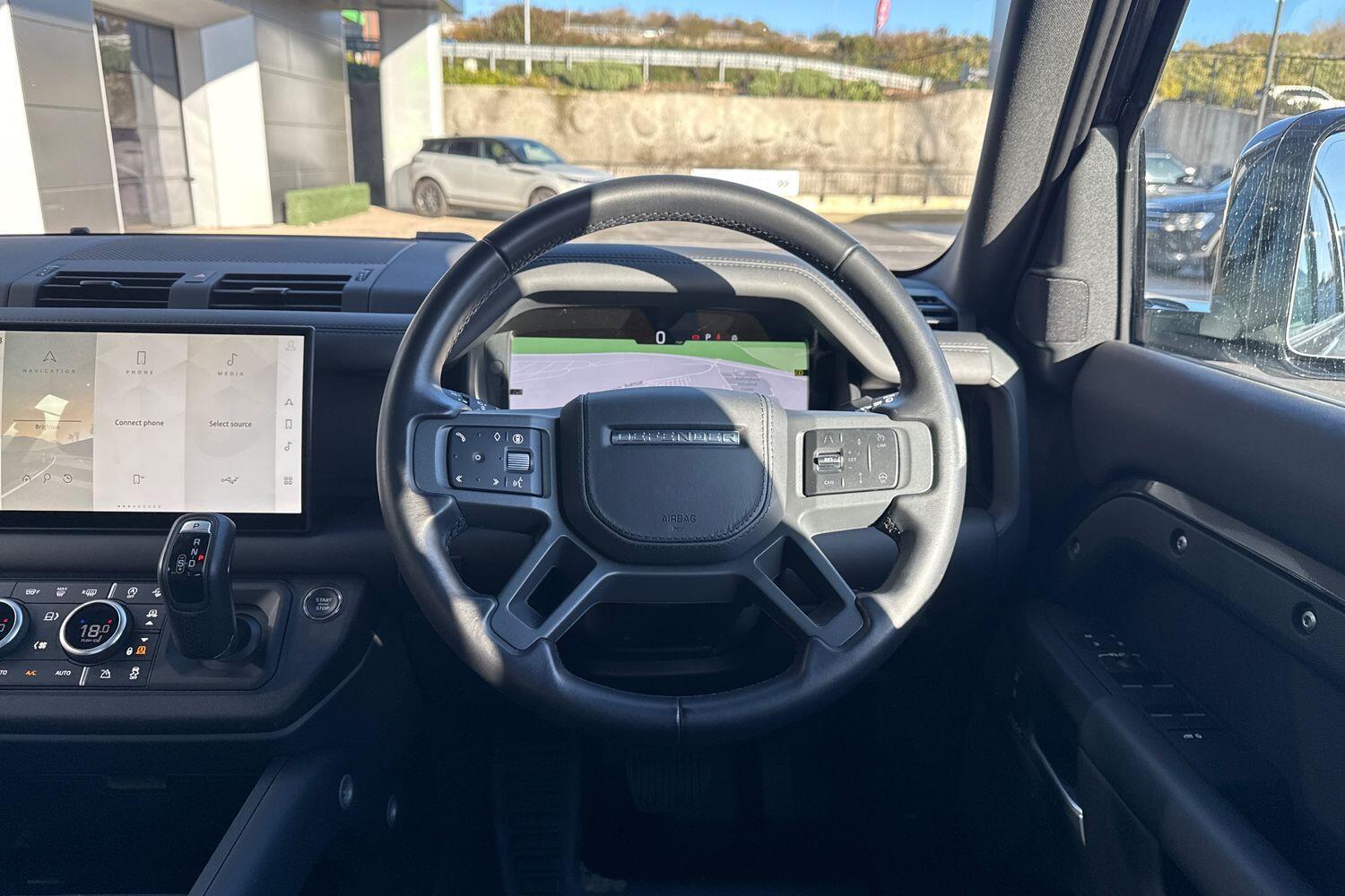 Used Land Rover Defender 2025 for sale - 76511858: Photo 46