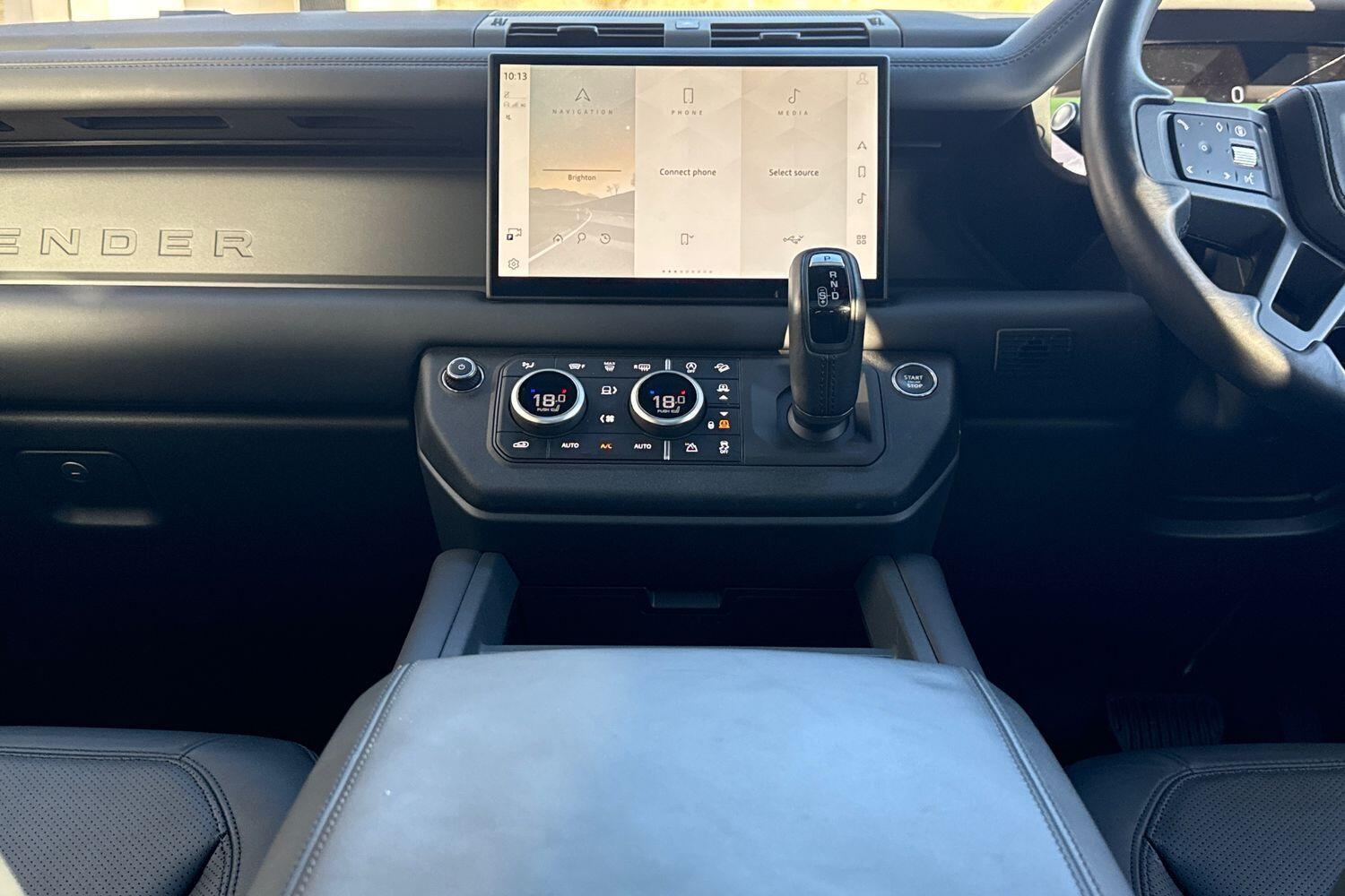 Used Land Rover Defender 2025 for sale - 76511858: Photo 48