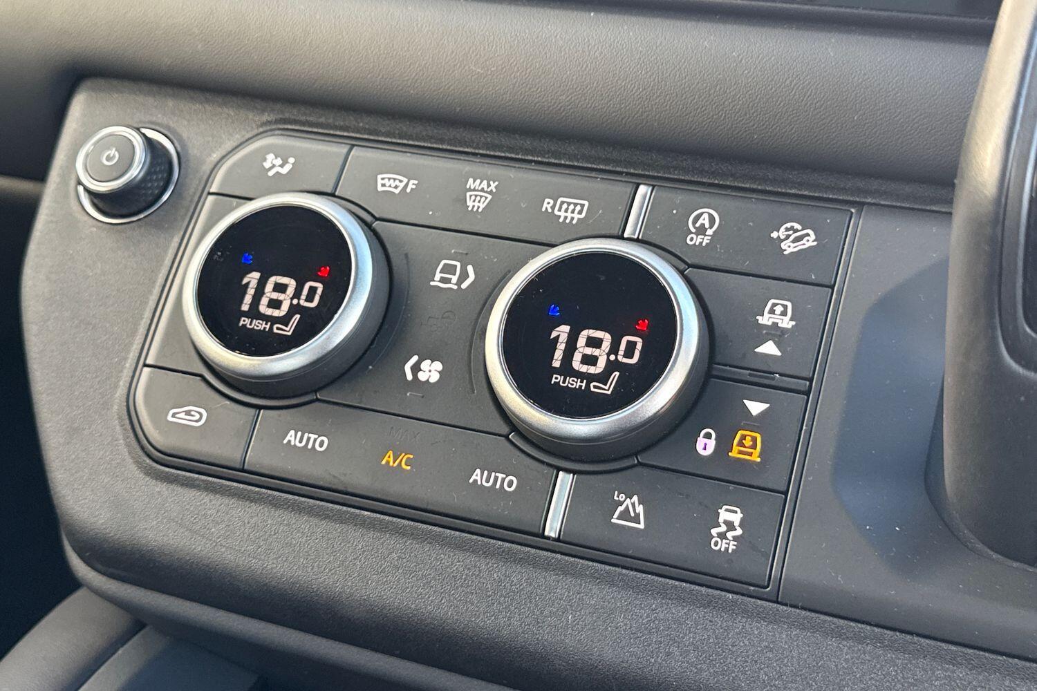 Used Land Rover Defender 2025 for sale - 76511858: Photo 51