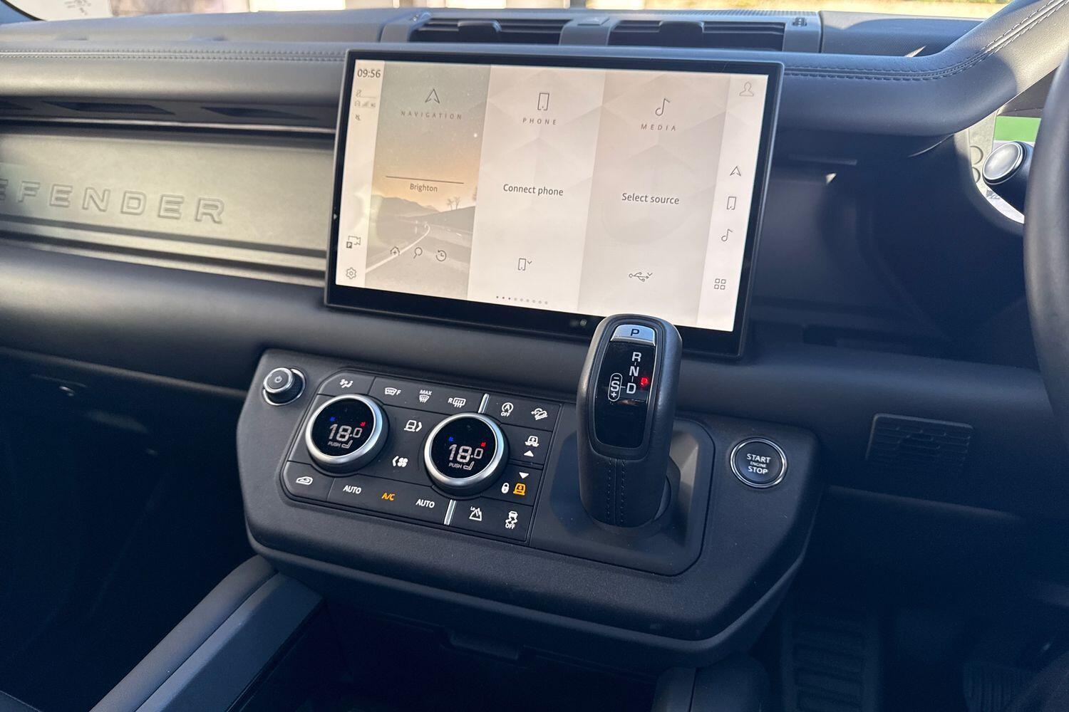 Used Land Rover Defender 2025 for sale - 76511858: Photo 54