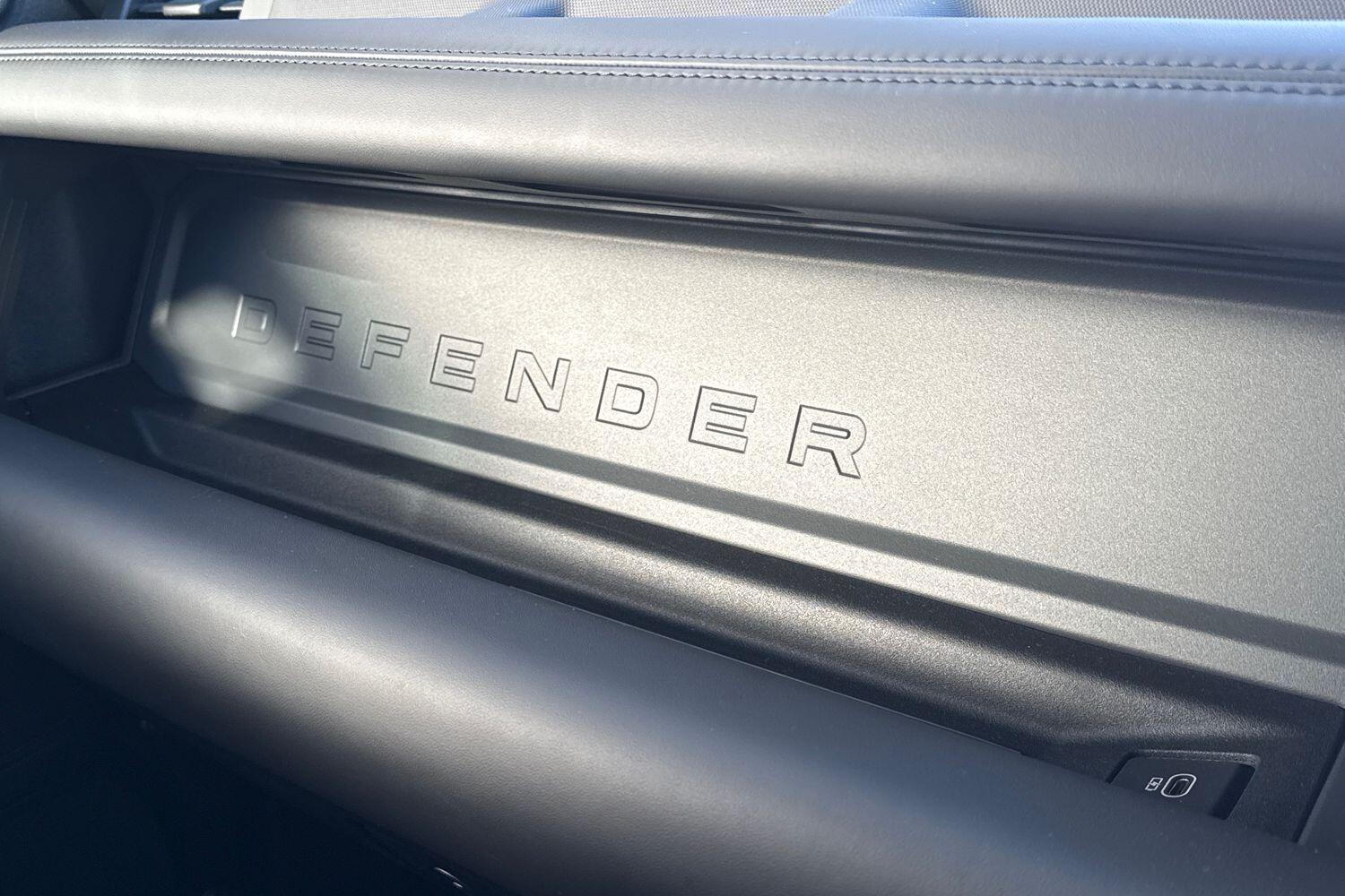 Used Land Rover Defender 2025 for sale - 76511858: Photo 59