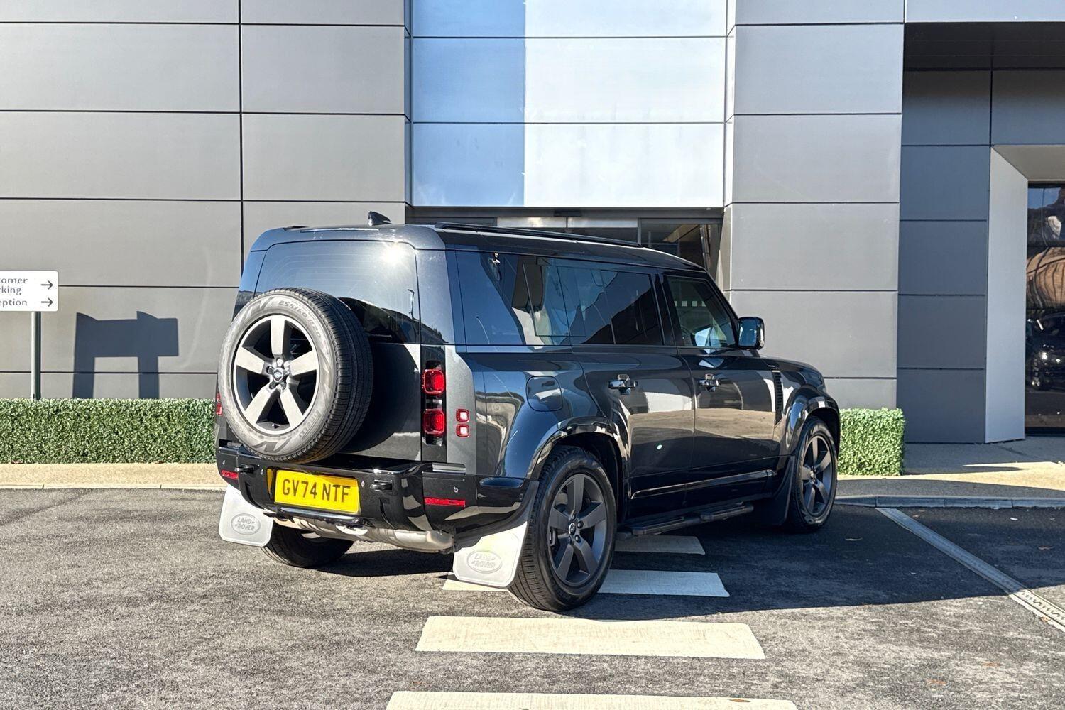 Used Land Rover Defender 2025 for sale - 76511858: Photo 6