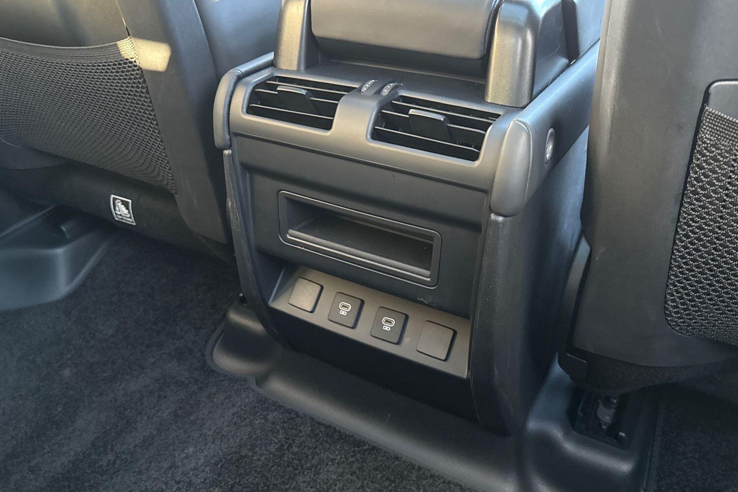 Used Land Rover Defender 2025 for sale - 76511858: Photo 60