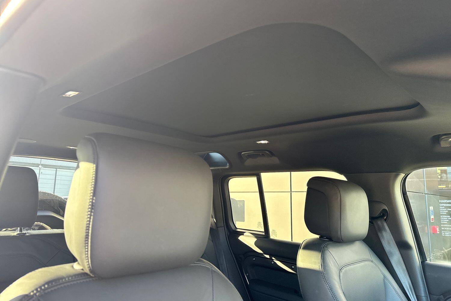 Used Land Rover Defender 2025 for sale - 76511858: Photo 7