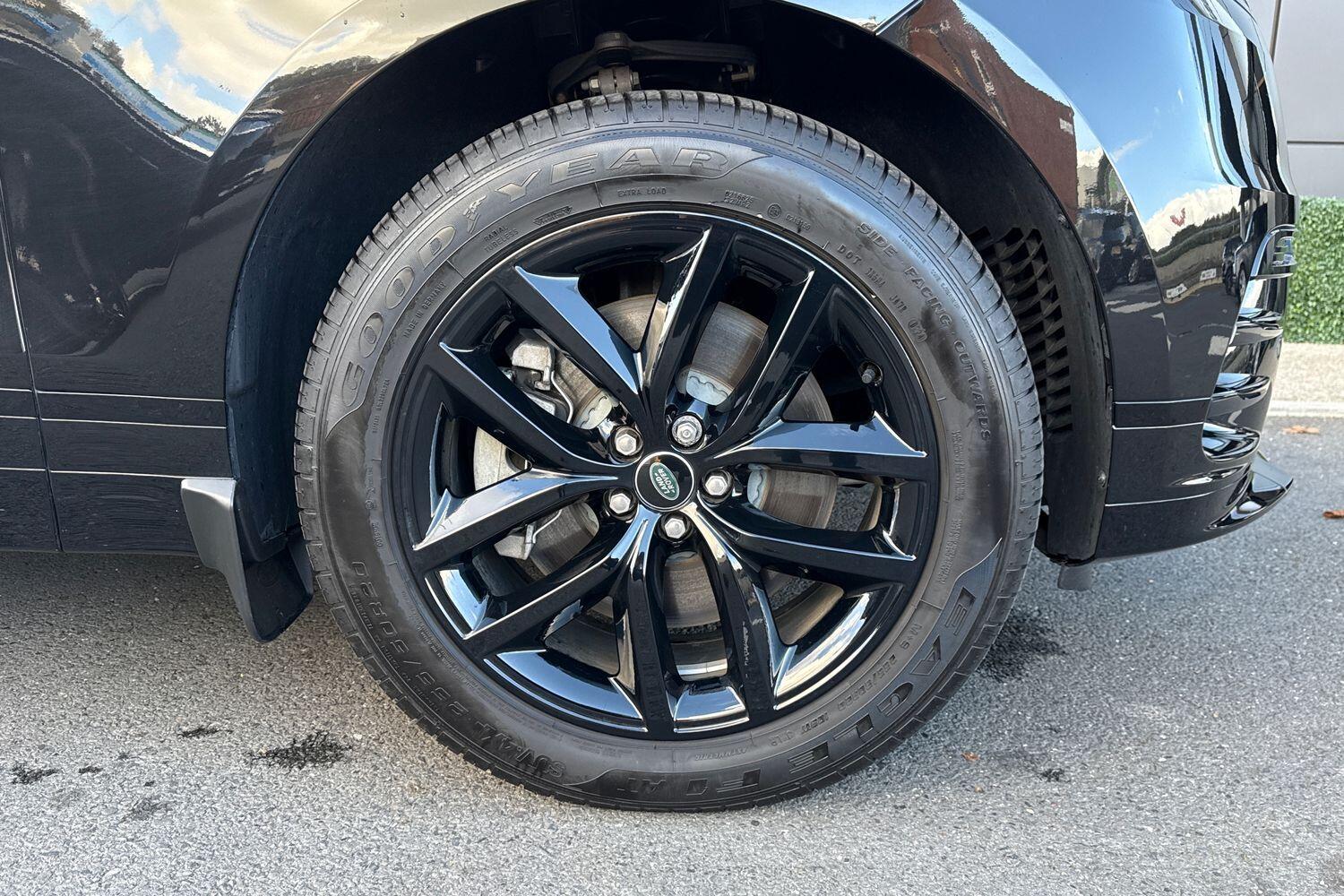 Used Land Rover Range Rover Velar 2025 for sale - 75939885: Photo 21