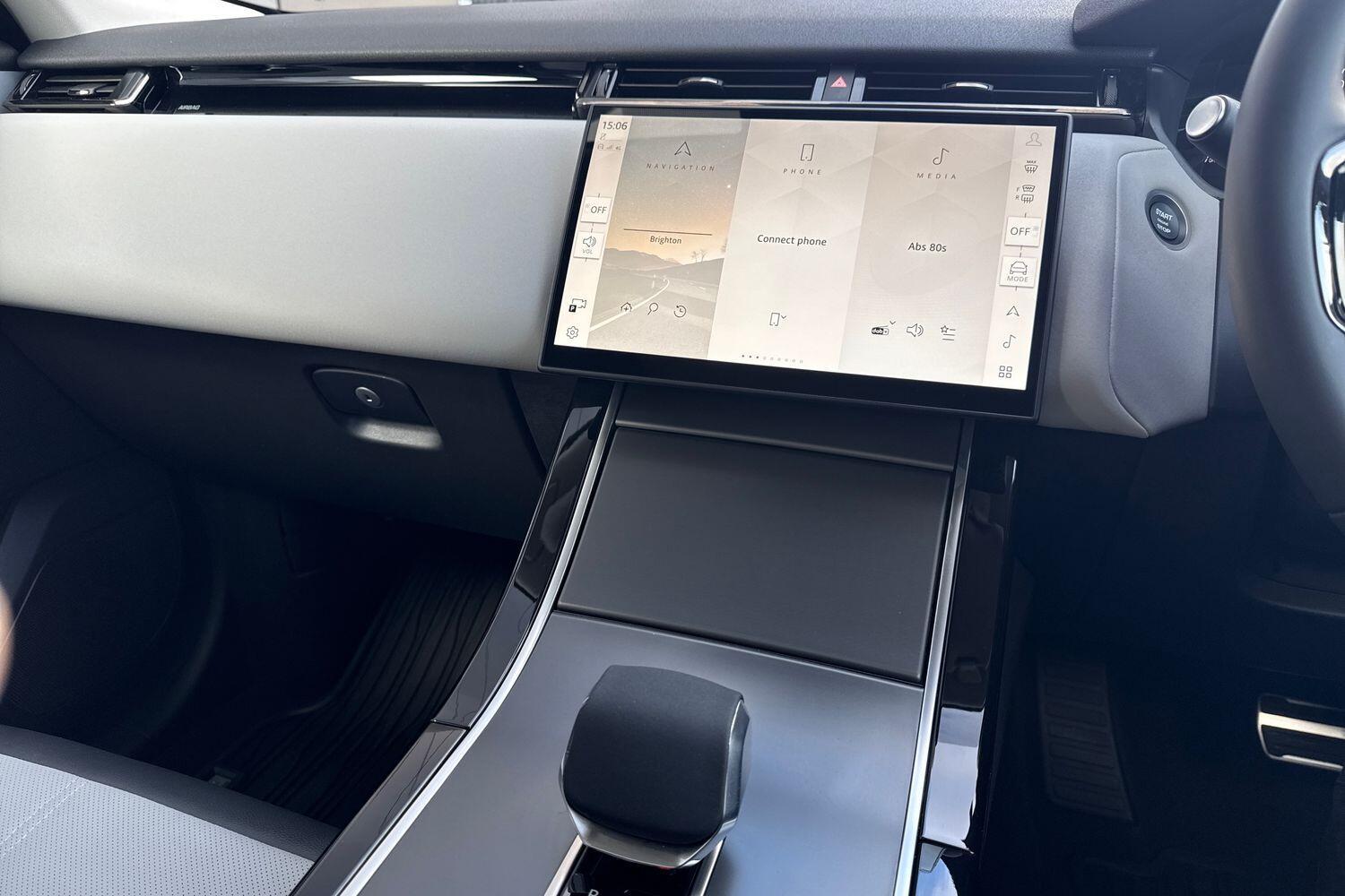 Used Land Rover Range Rover Velar 2025 for sale - 75939885: Photo 27