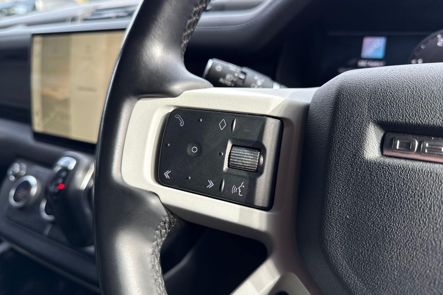 Used Land Rover Defender 2023 for sale - 77549436: Photo 42