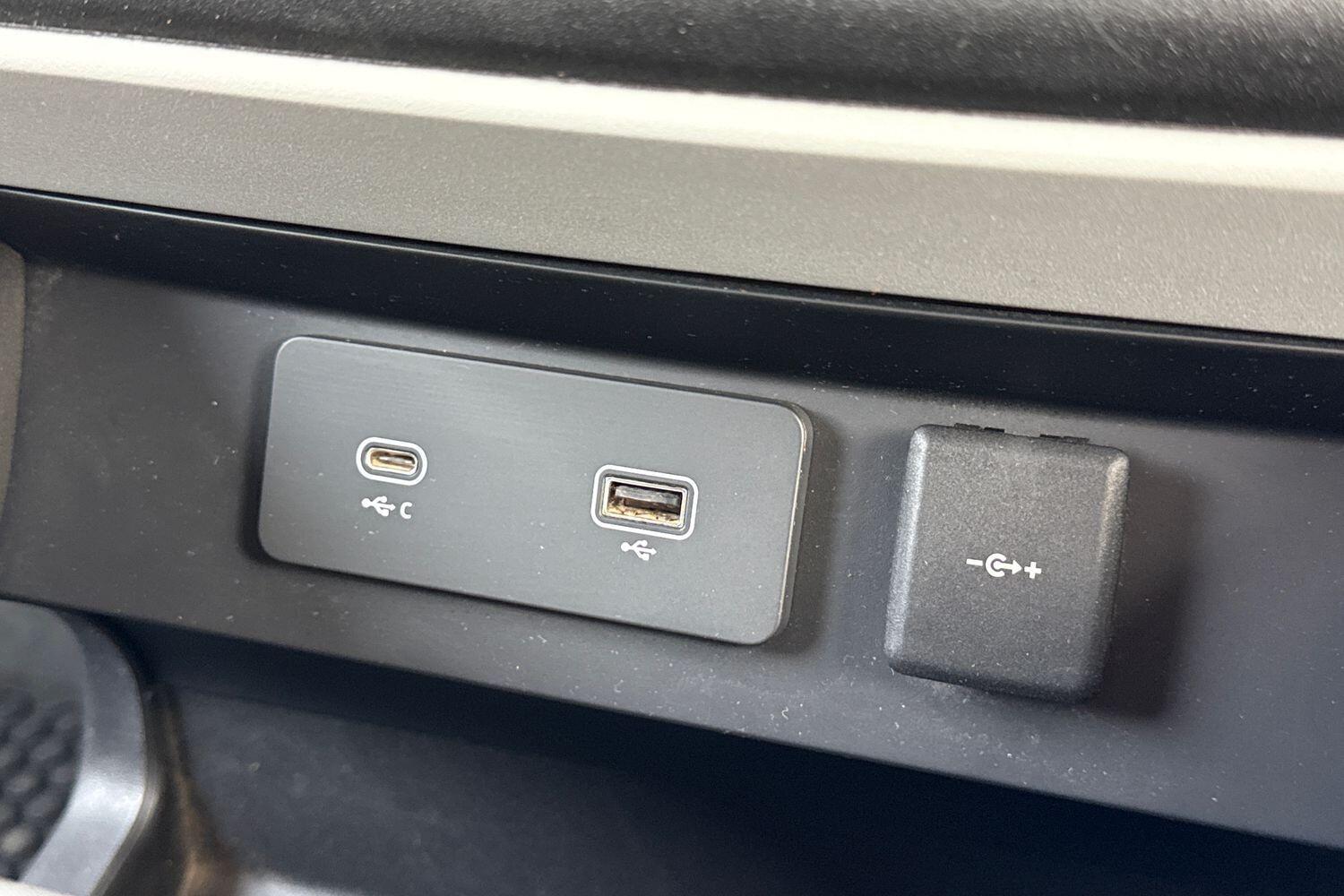 Used Land Rover Defender 2023 for sale - 77549436: Photo 49