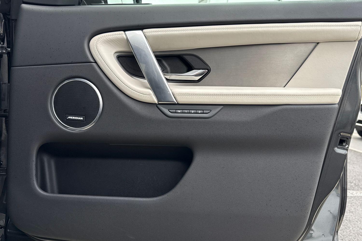 Used Land Rover Discovery Sport for sale - 76512636: Photo 26