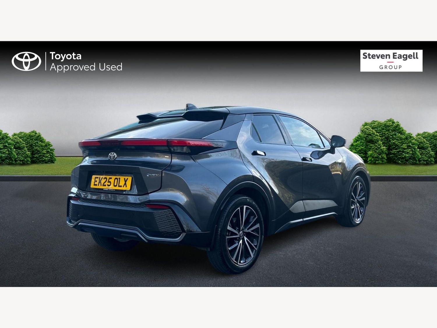 Used Toyota C-HR for sale - 77672047: Photo 2