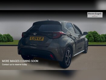 Used Toyota Yaris 2024 for sale - 78047169: Photo