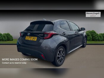 Used Toyota Yaris 2023 for sale - 77839896: Photo