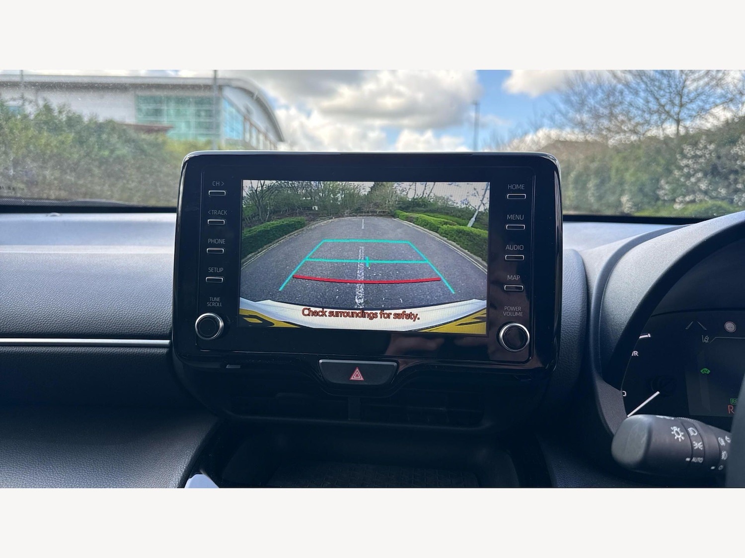 Used Toyota Yaris Cross 2024 for sale - 78073112: Photo 23