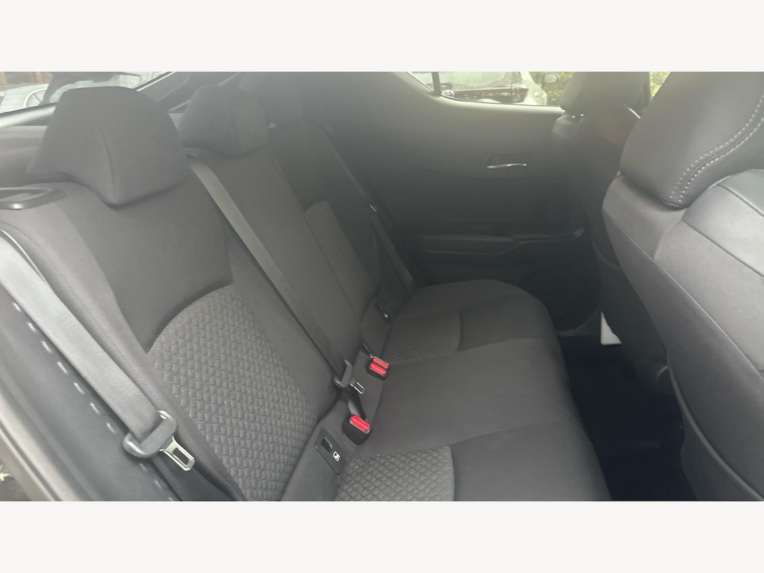 Used Toyota C-HR 2023 for sale - 77067054: Photo 14