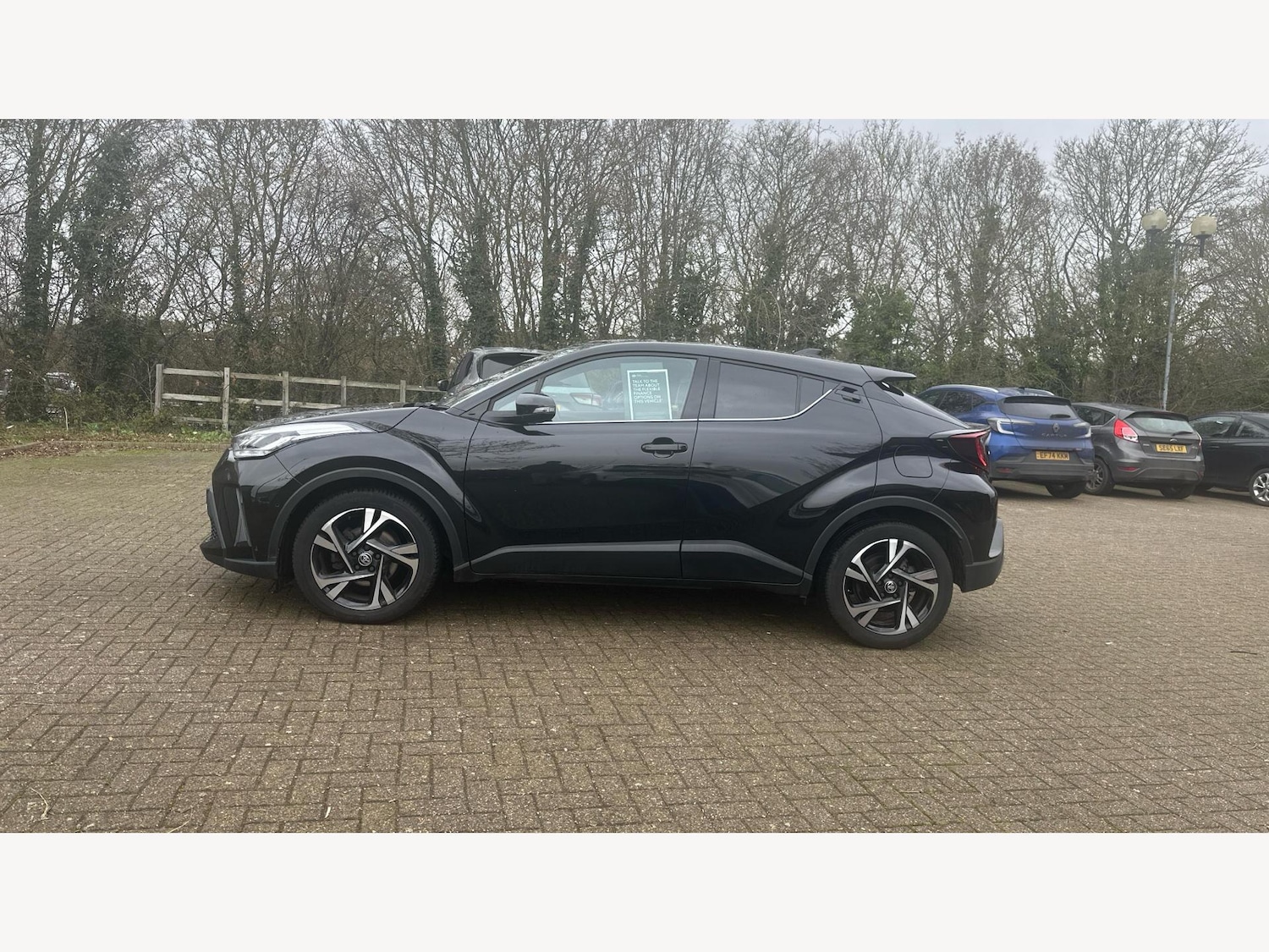 Used Toyota C-HR 2023 for sale - 77067054: Photo 19