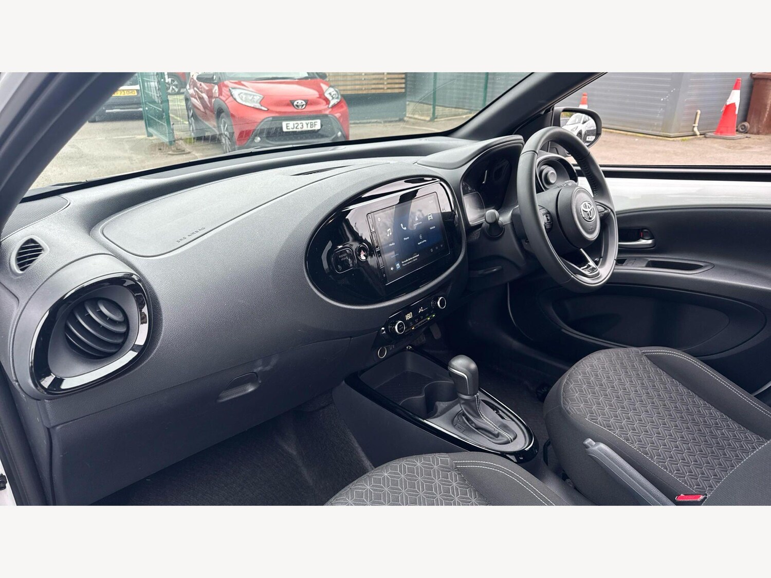 Used Toyota Aygo X 2025 for sale - 78072195: Photo 12