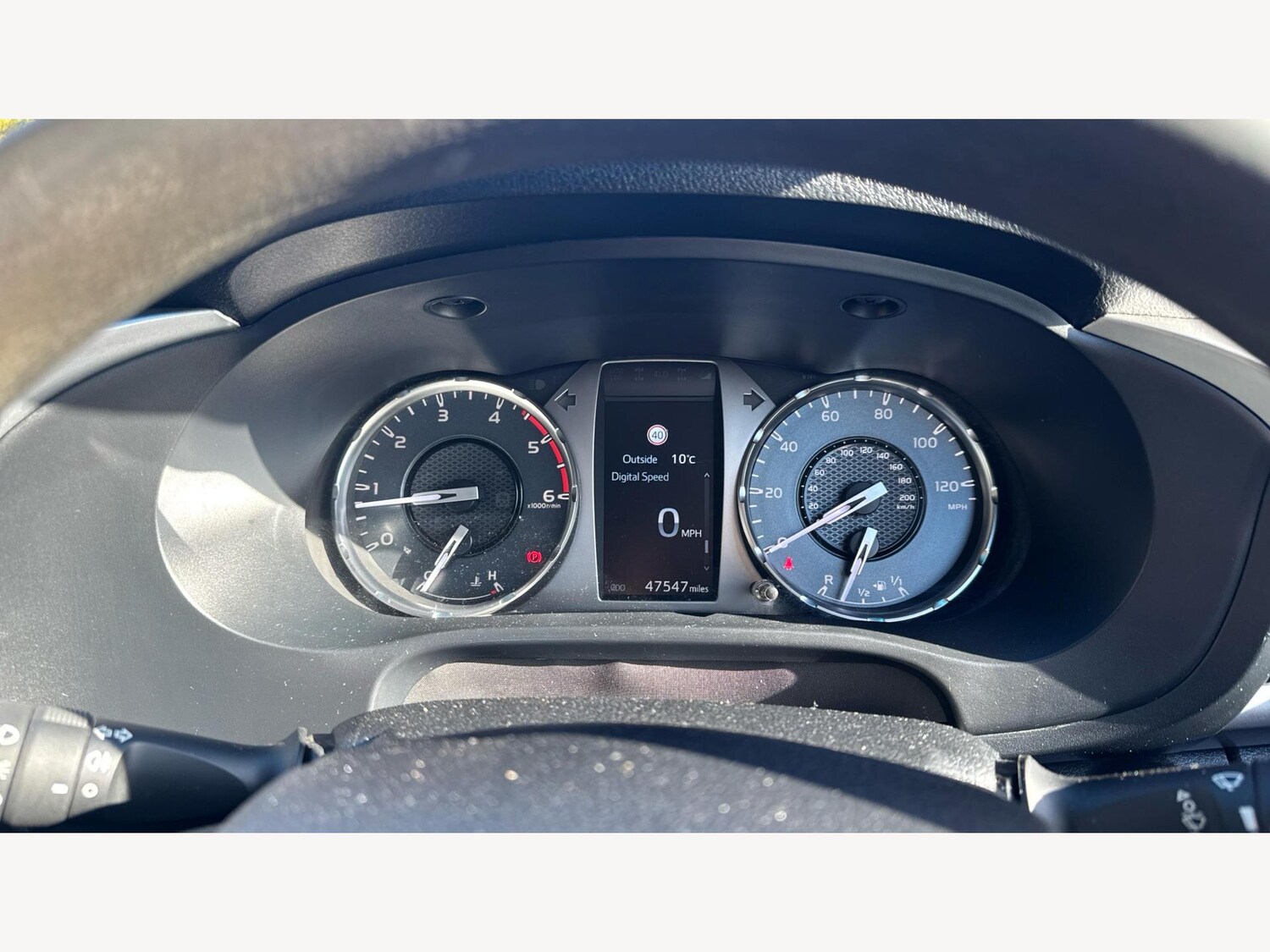 Used Toyota Hilux 2022 for sale - 77320404: Photo 11