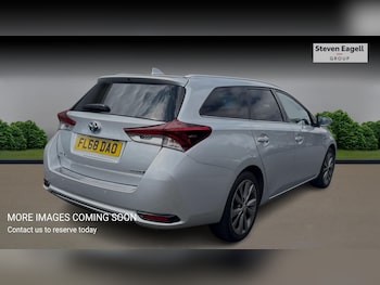 Used Toyota Auris 2018 for sale - 79224429: Photo