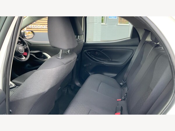 Used Toyota Yaris 2022 for sale - 76327032: Photo 15
