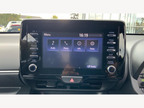 Used Toyota Yaris 2022 for sale - 76327032: Photo 24