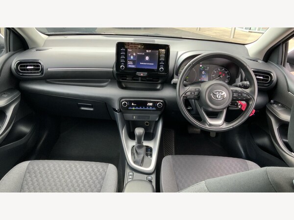 Used Toyota Yaris 2022 for sale - 76327032: Photo 7