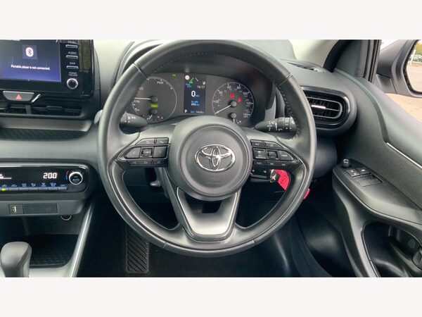 Used Toyota Yaris 2022 for sale - 76327032: Photo 8